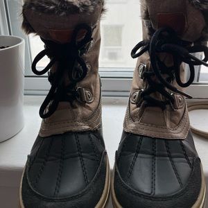 Winter boot.  SIZE 11